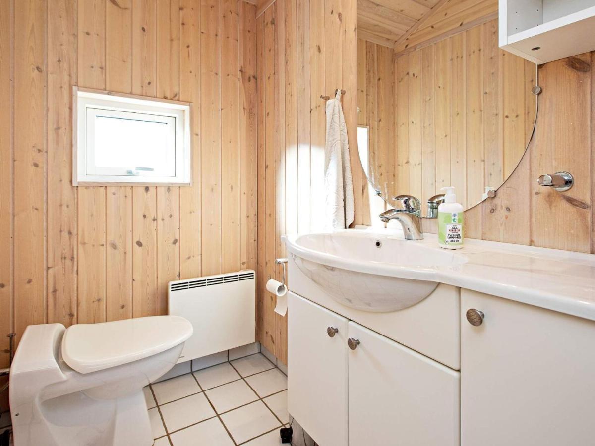 10 Person Holiday Home In Idestrup Bøtø By Eksteriør billede